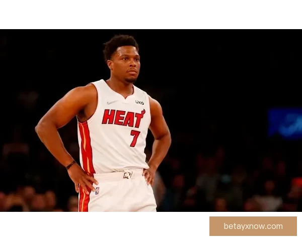 班凯罗呼吁全队保持专注通过分享球让每人都有机会发挥